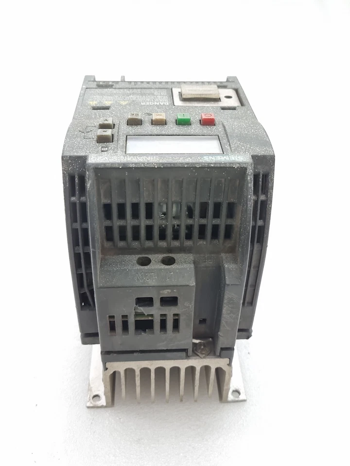 Siemens Sinamics V20 6SL3210-5BB13-7UV0 0.5Hp (Cosmetic Damaged)